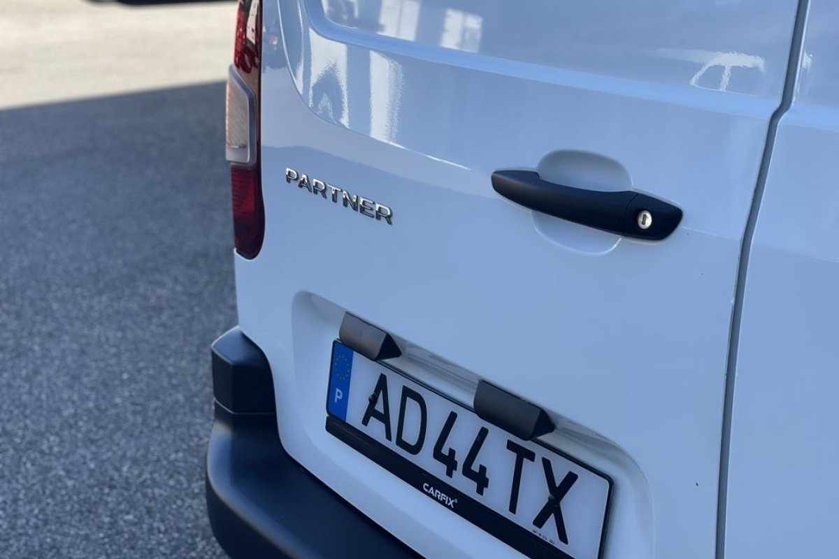peugeot-partner-2020-diesel-1499cc