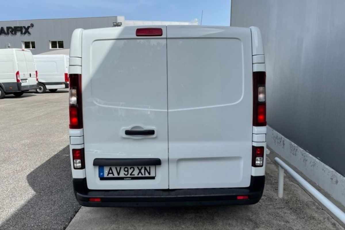 renault-trafic-2016-diesel-1598cc