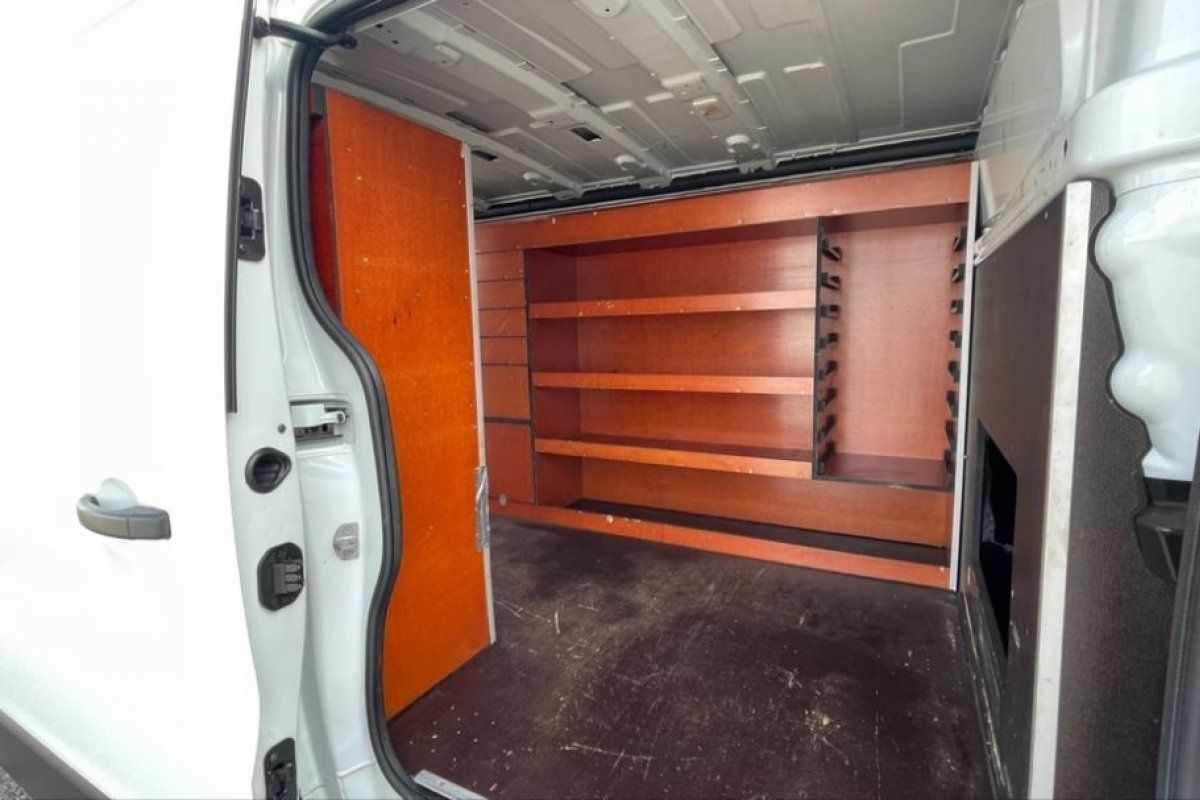 renault-trafic-2016-diesel-1598cc