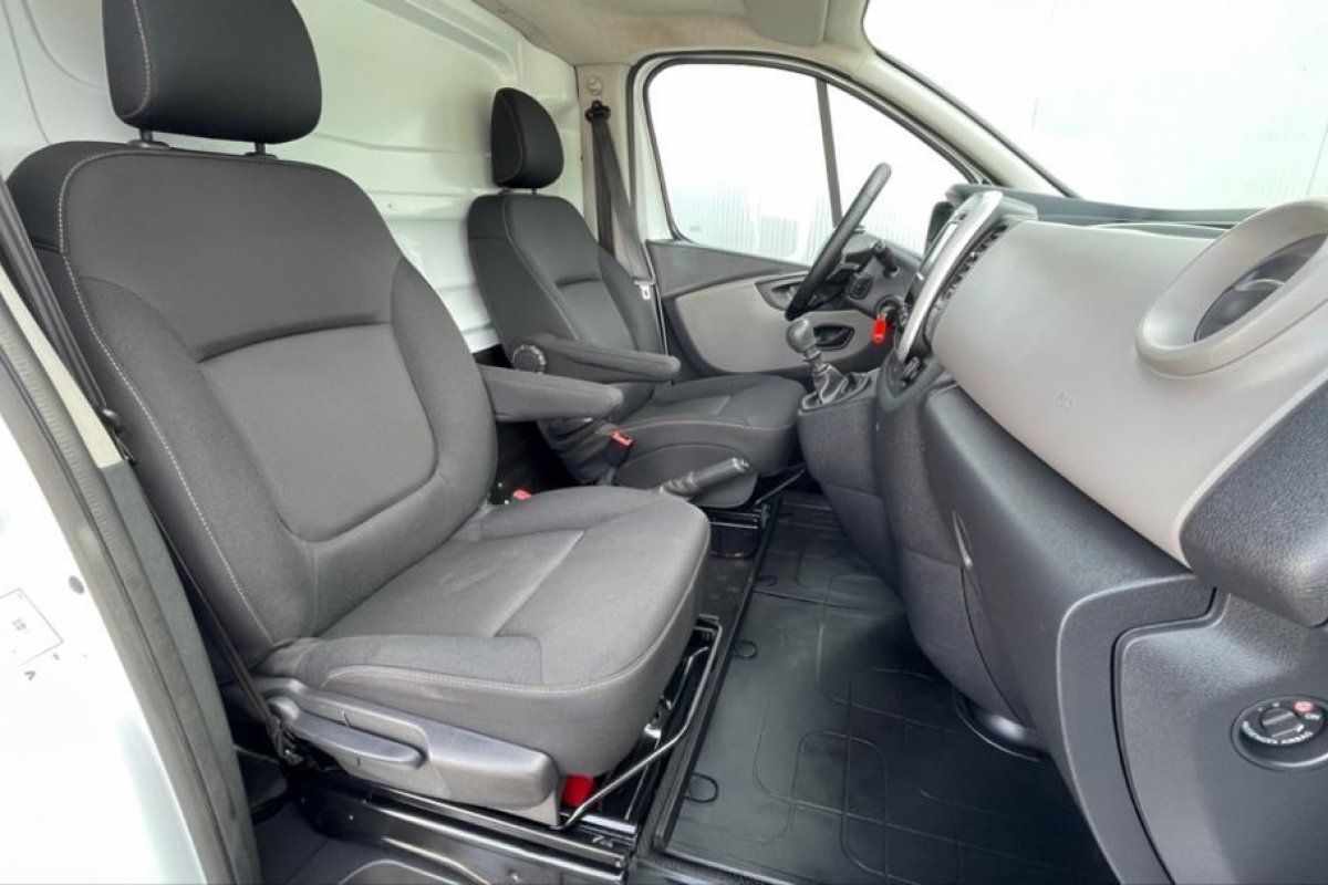 renault-trafic-2016-diesel-1598cc