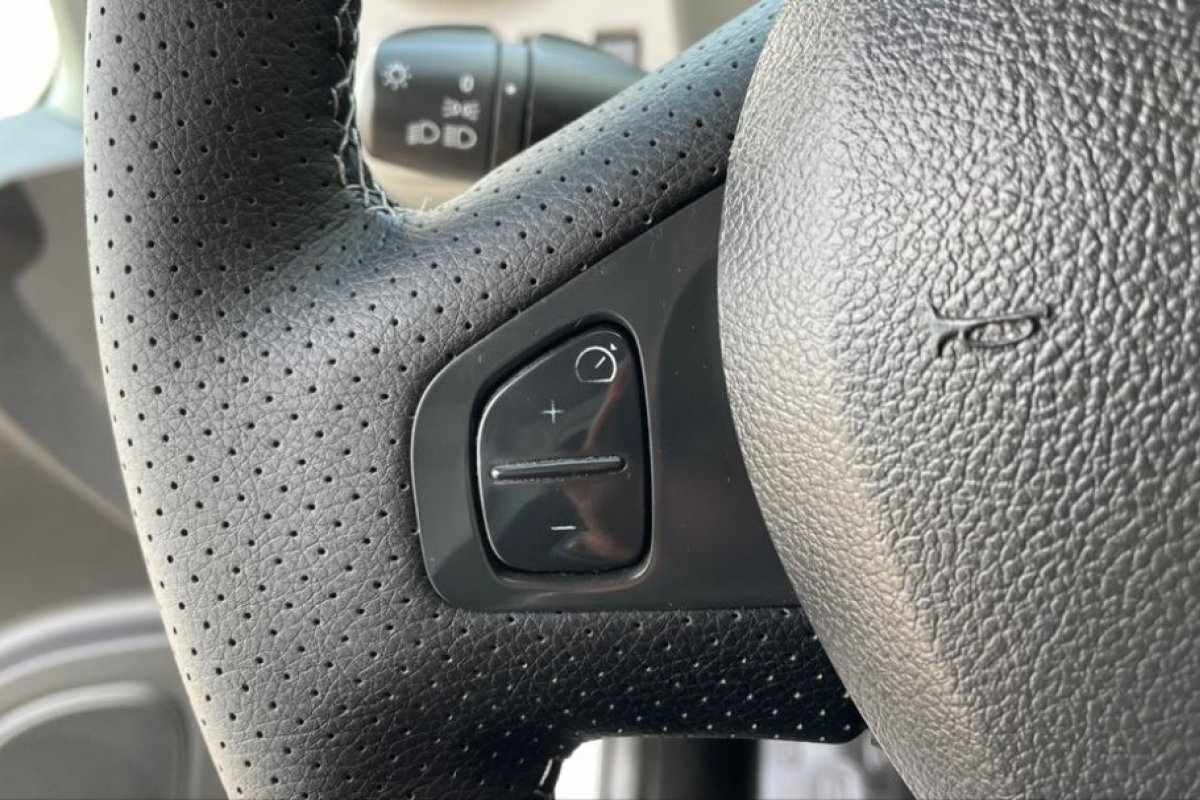 renault-trafic-2016-diesel-1598cc