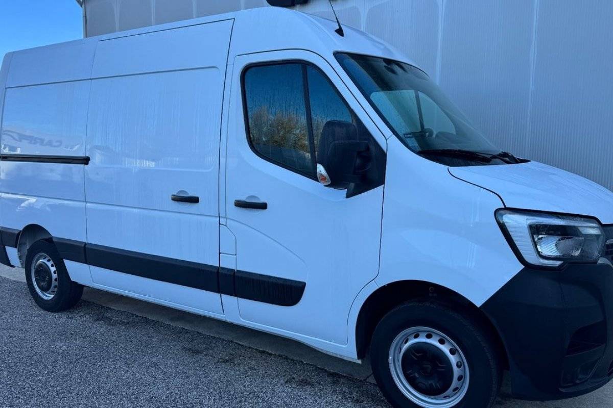 renault-master-2023-diesel-2299cc