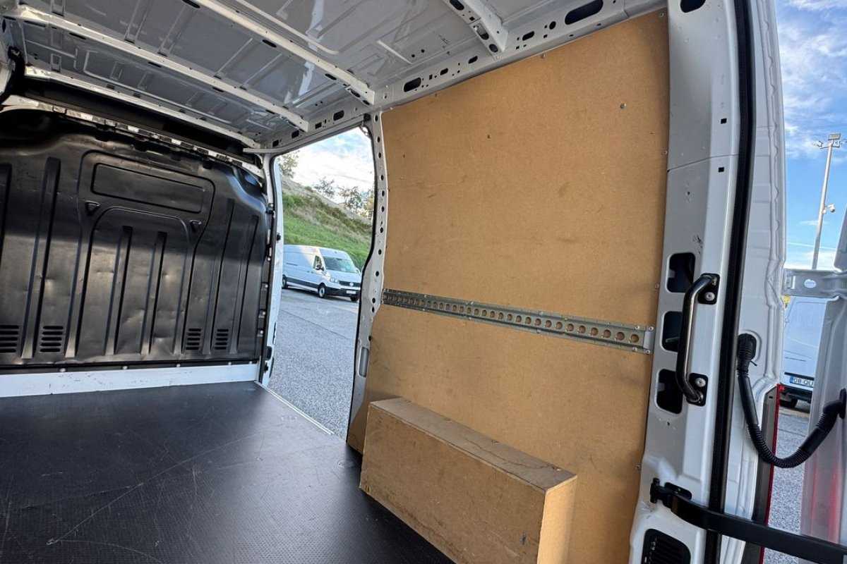 renault-master-2023-diesel-2299cc