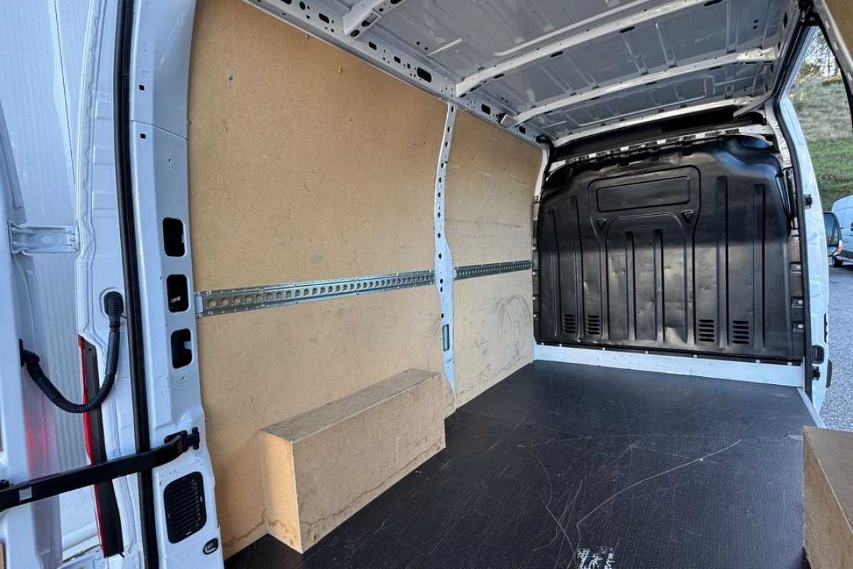 renault-master-2023-diesel-2299cc