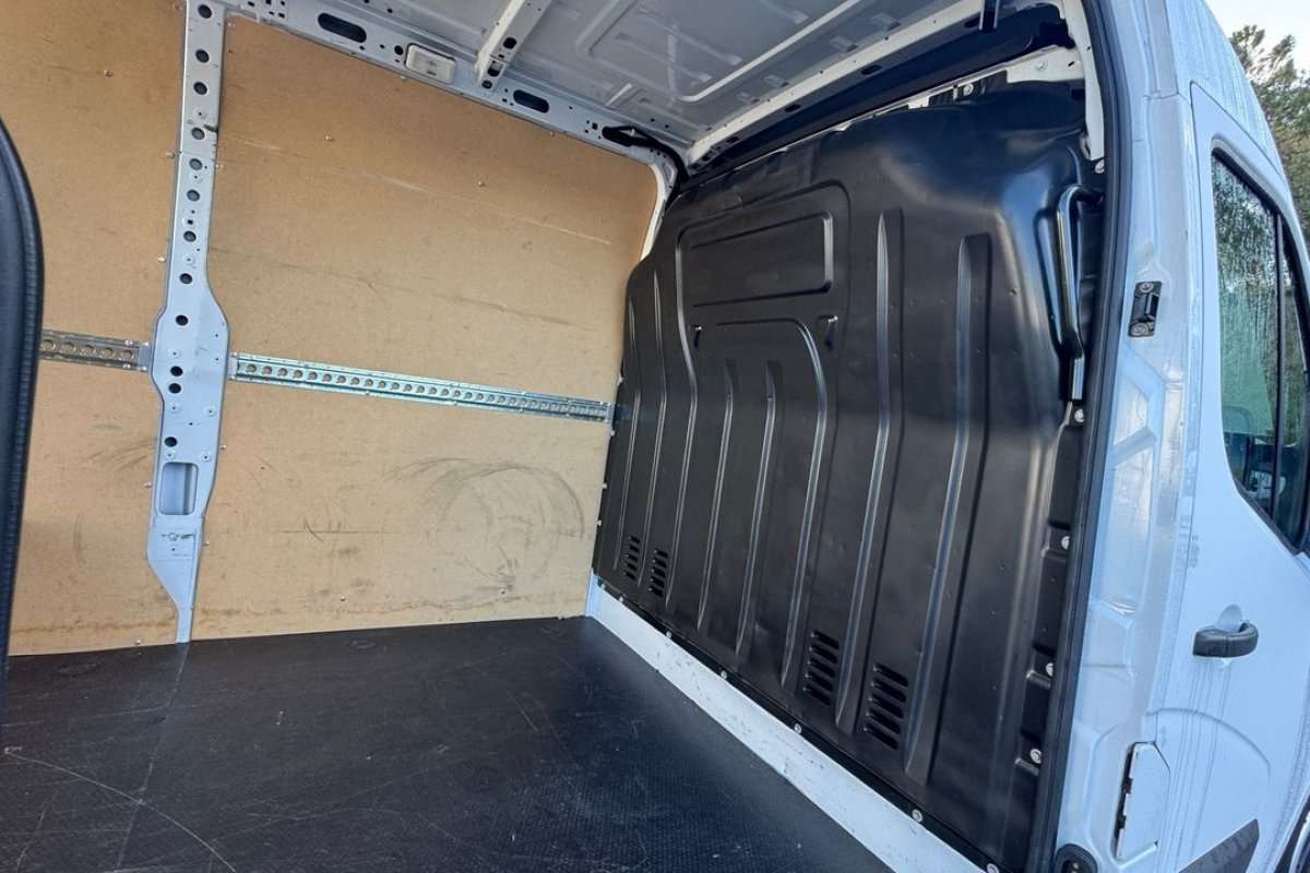 renault-master-2023-diesel-2299cc