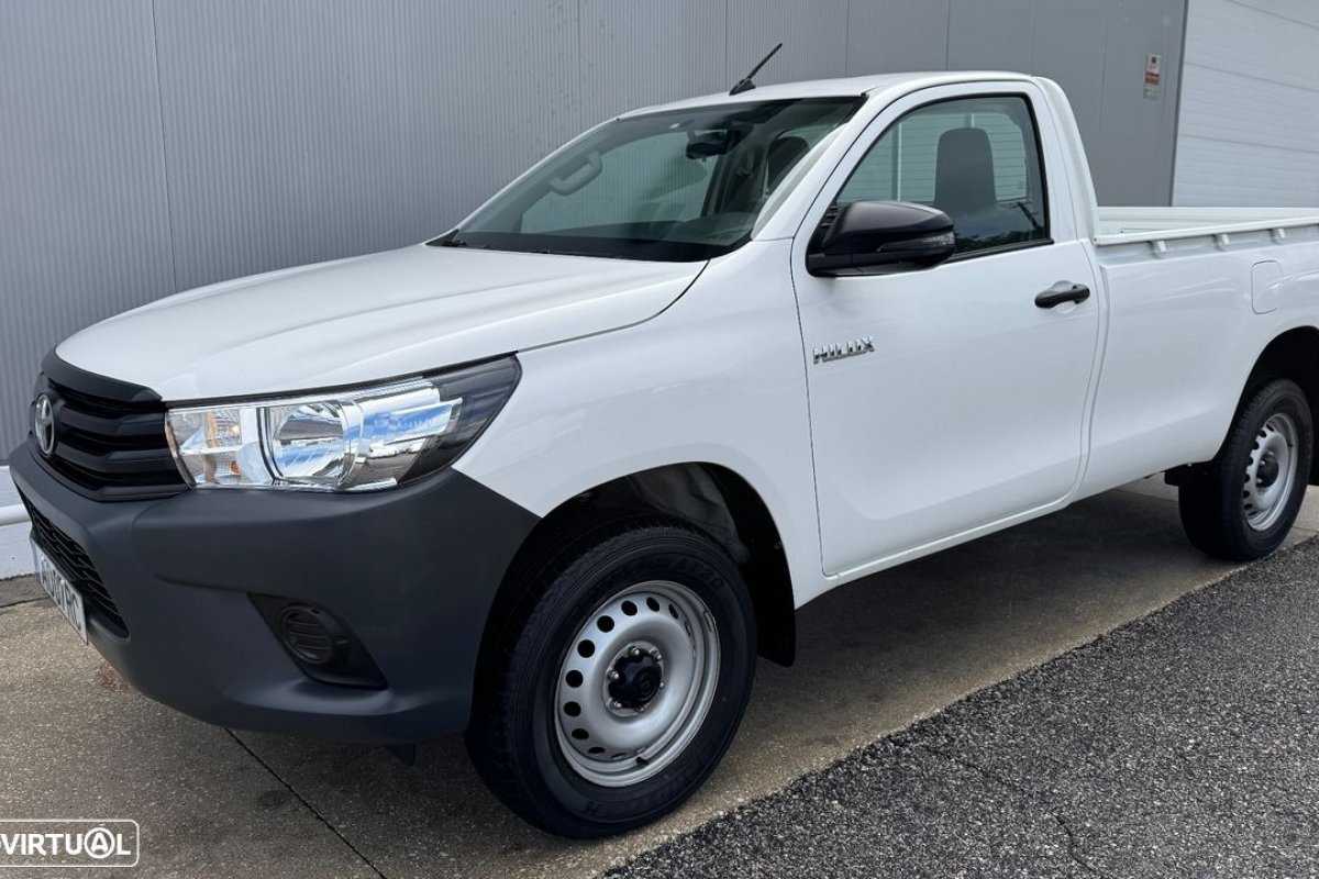 toyota-hilux-2022-diesel-2393cc