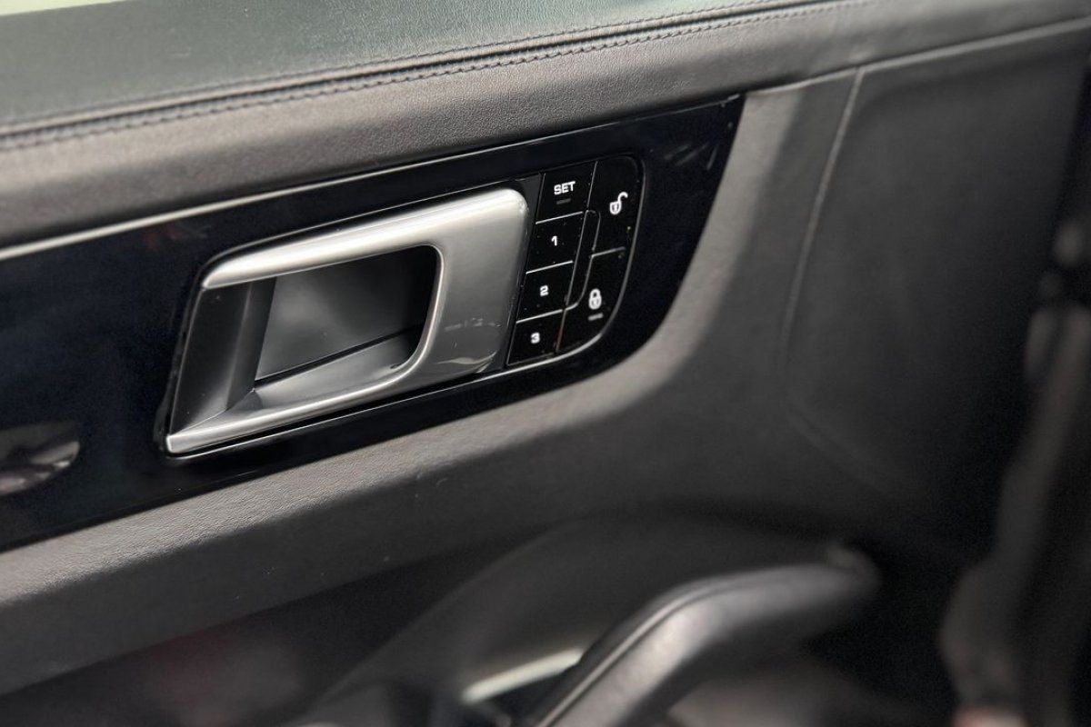 porsche-cayenne-2018-gasolina-3996cc