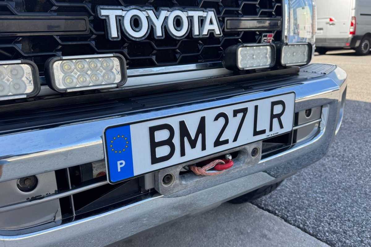 toyota-land-cruiser-2012-diesel-4164cc