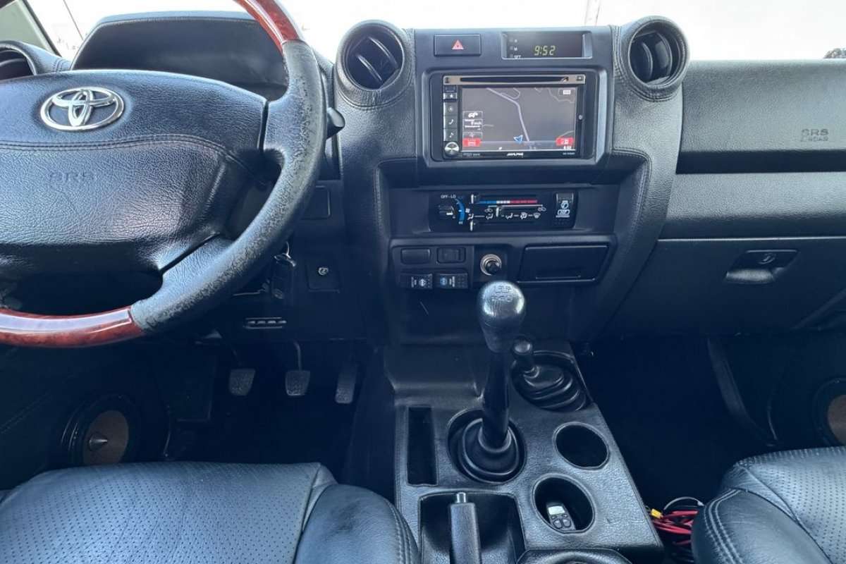 toyota-land-cruiser-2012-diesel-4164cc