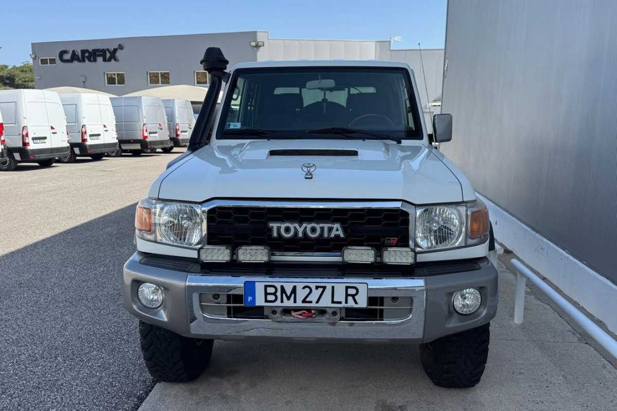 toyota-land-cruiser-2012-diesel-4164cc