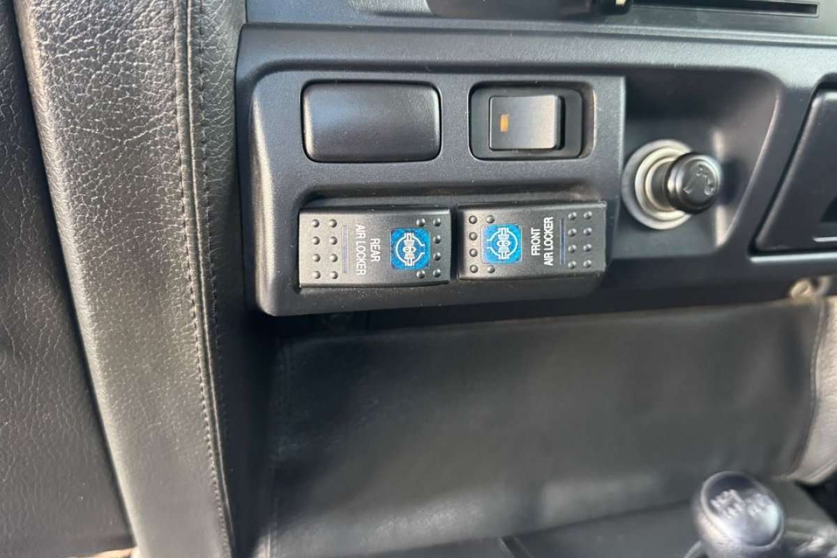 toyota-land-cruiser-2012-diesel-4164cc