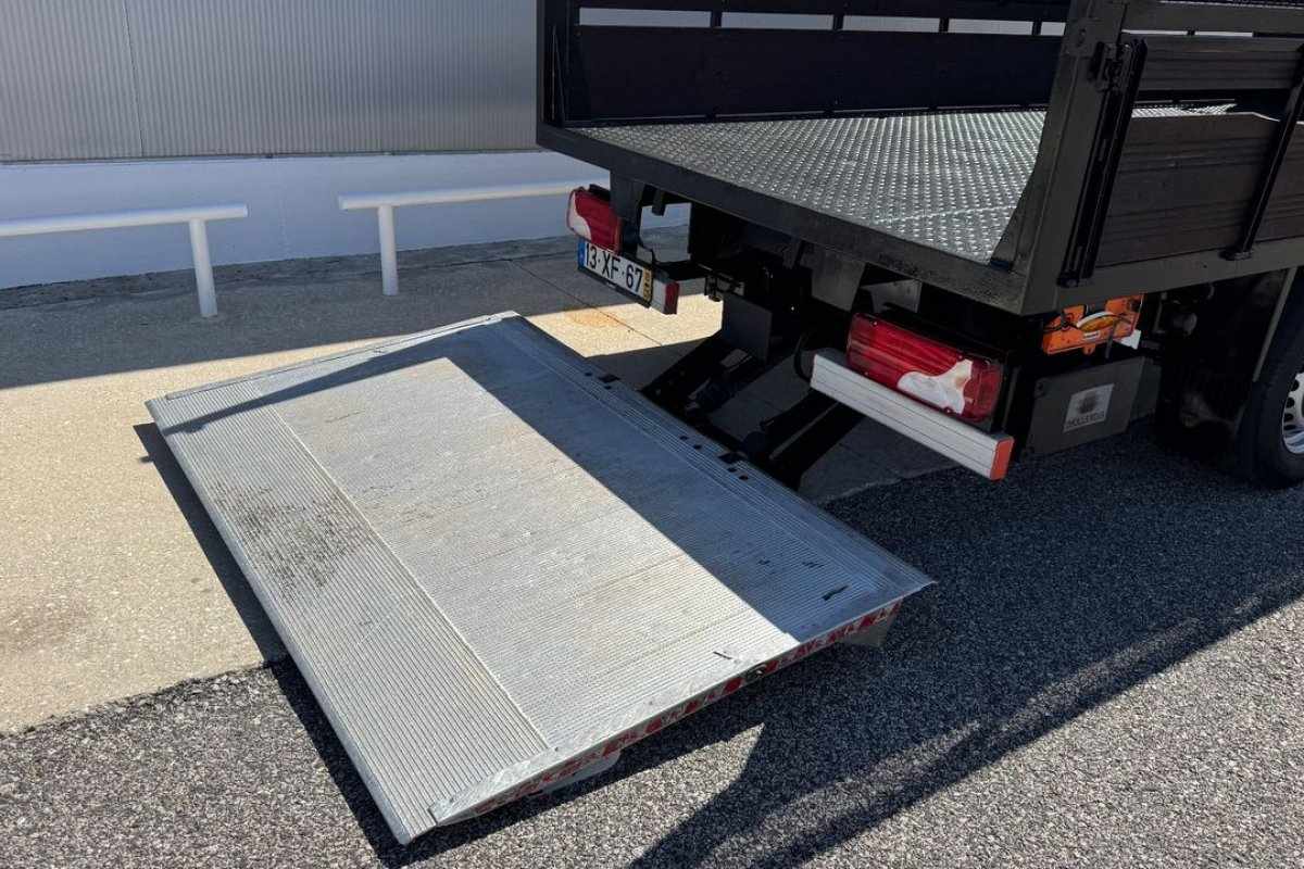 mercedes-benz-sprinter-2019-diesel-2143cc