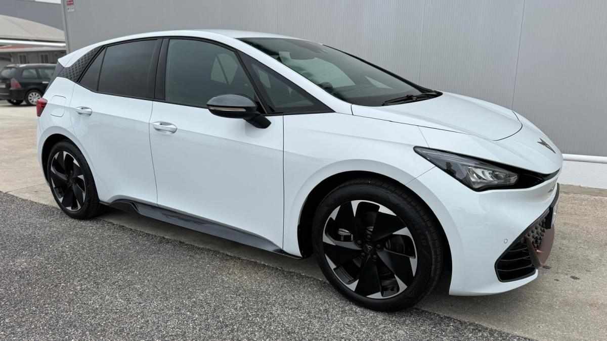 cupra-born-2023-eletrico