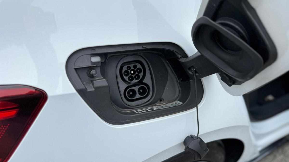 cupra-born-2023-eletrico