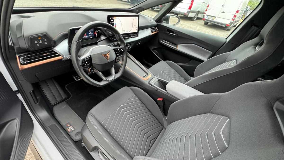 cupra-born-2023-eletrico