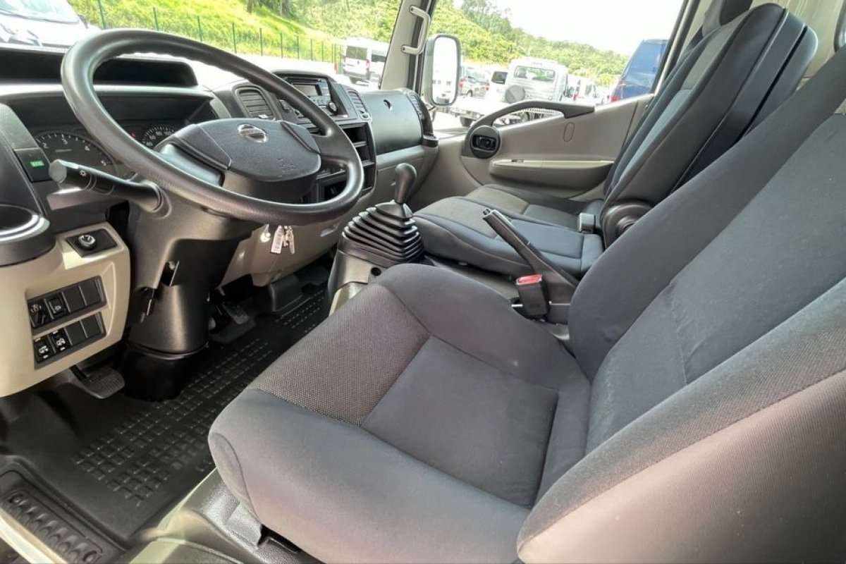 nissan-cabstar-2018-diesel-2953cc