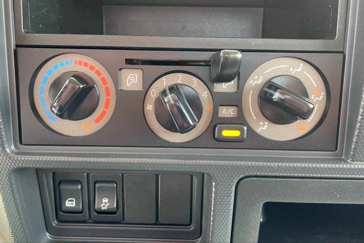 nissan-cabstar-2018-diesel-2953cc
