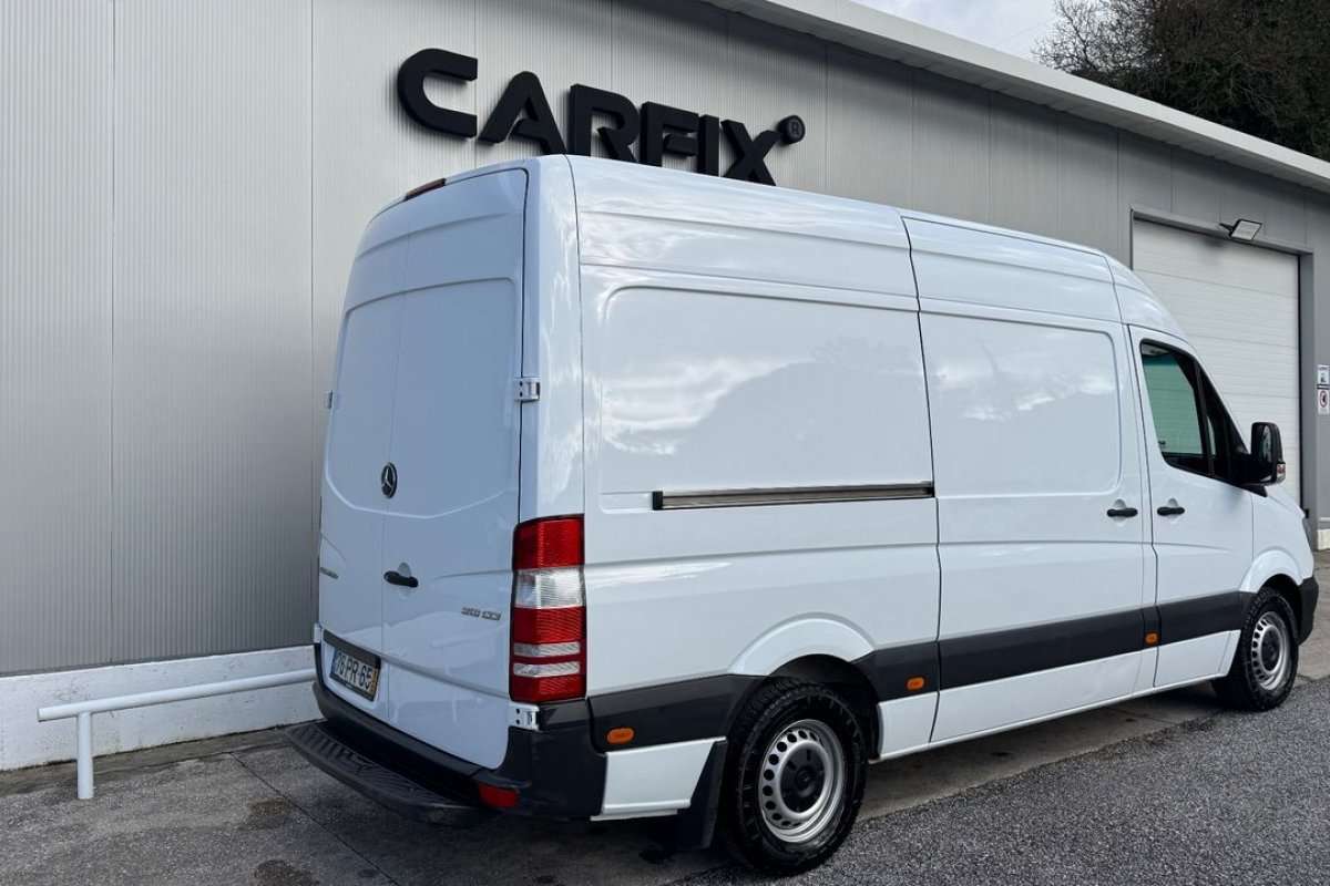 mercedes-benz-sprinter-2015-diesel-2143cc