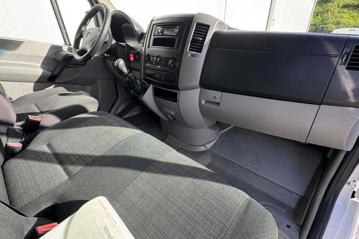 mercedes-benz-sprinter-2015-diesel-2143cc