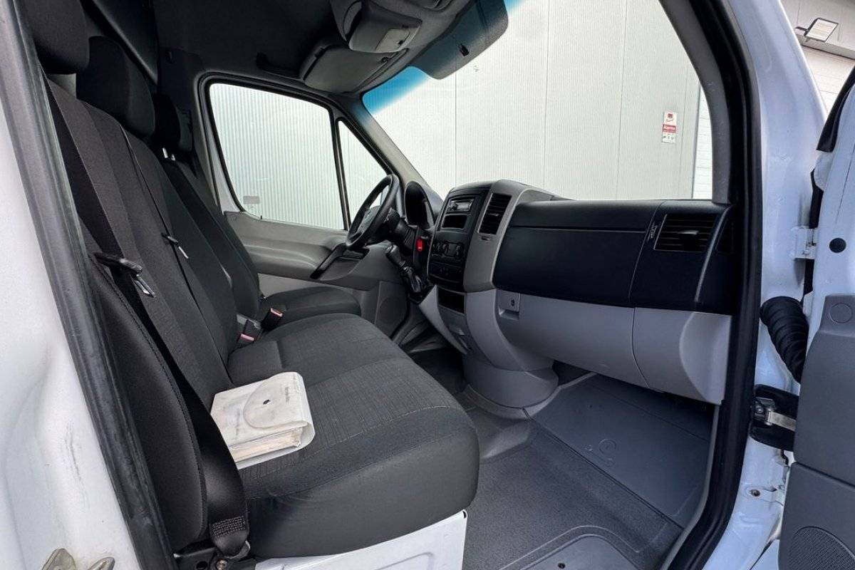 mercedes-benz-sprinter-2015-diesel-2143cc