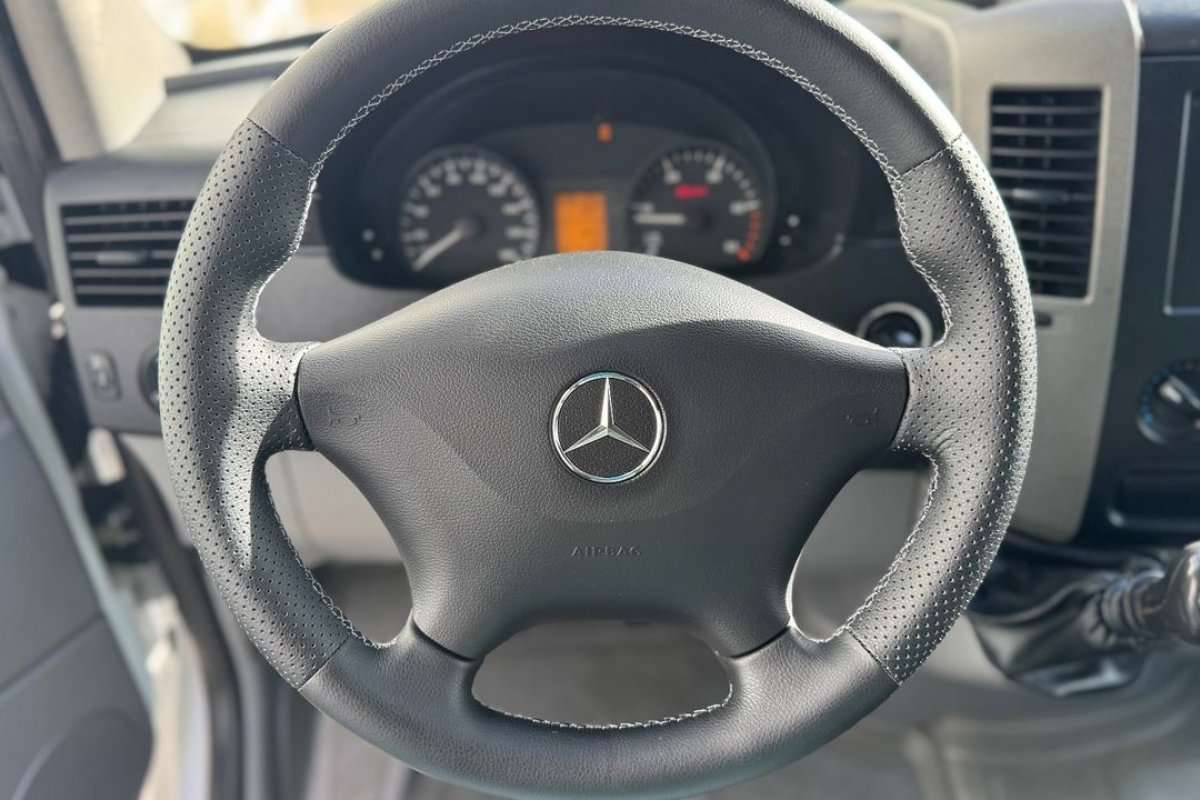 mercedes-benz-sprinter-2015-diesel-2143cc