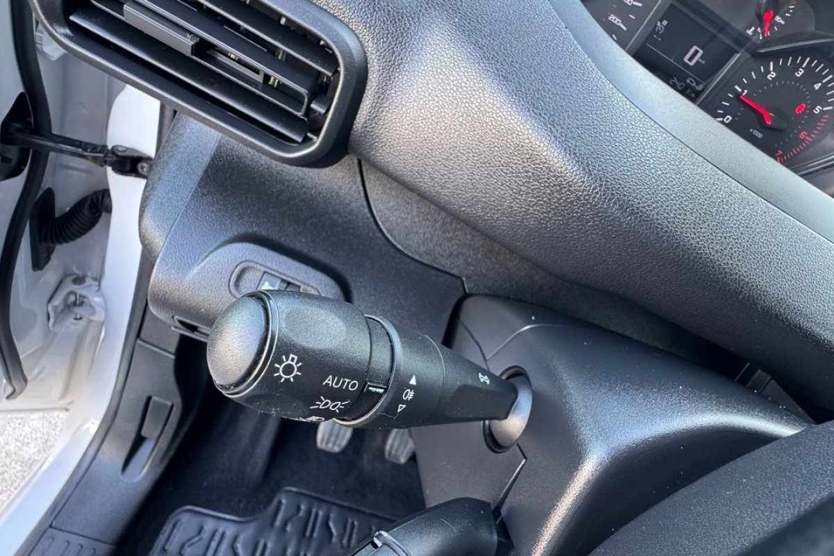 peugeot-partner-2023-diesel-1499cc