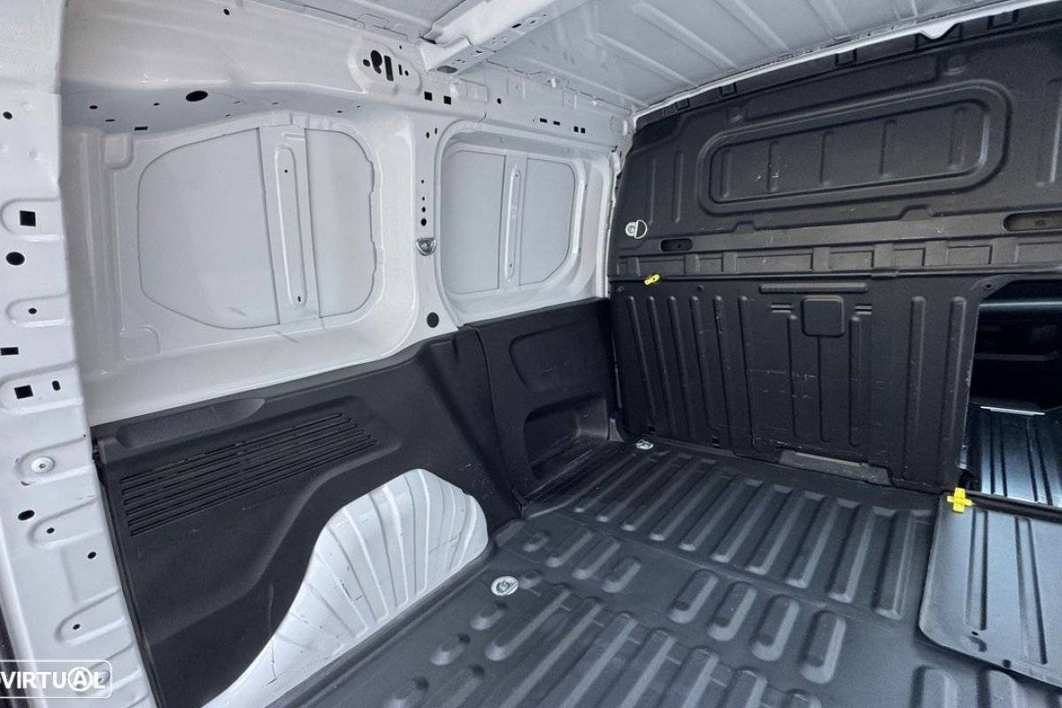 peugeot-partner-2023-diesel-1499cc