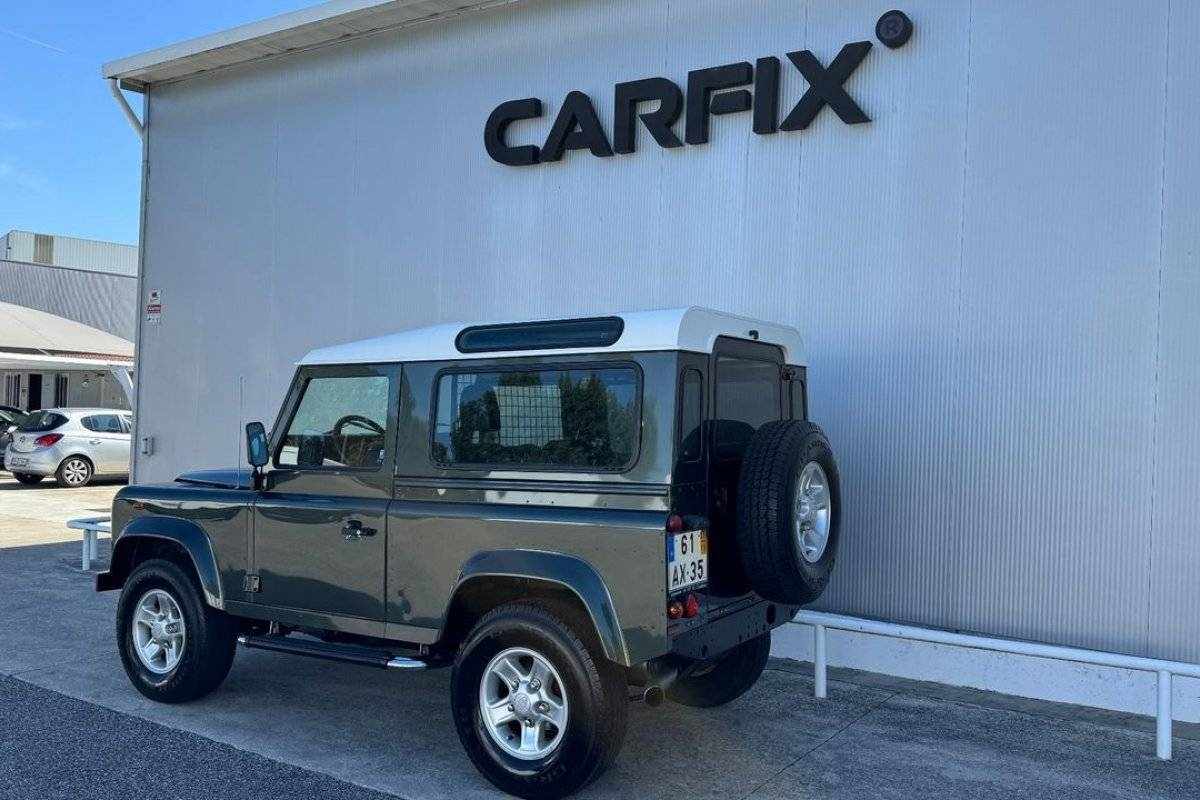 land-rover-defender-2005-diesel-2495cc