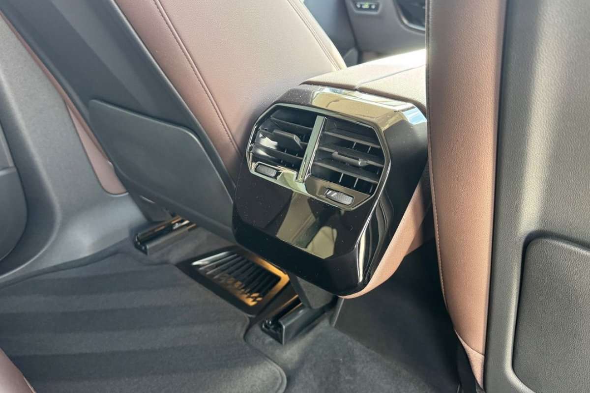 bmw-ix-2025-eletrico-0cc