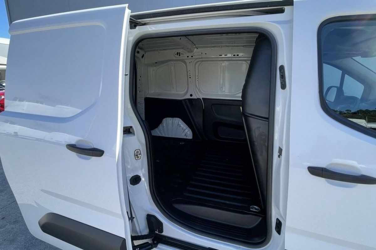 peugeot-partner-2020-diesel-1499cc