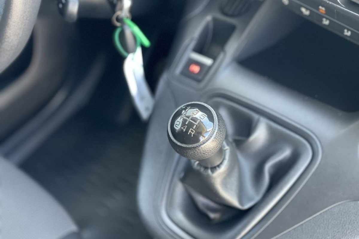 peugeot-partner-2020-diesel-1499cc