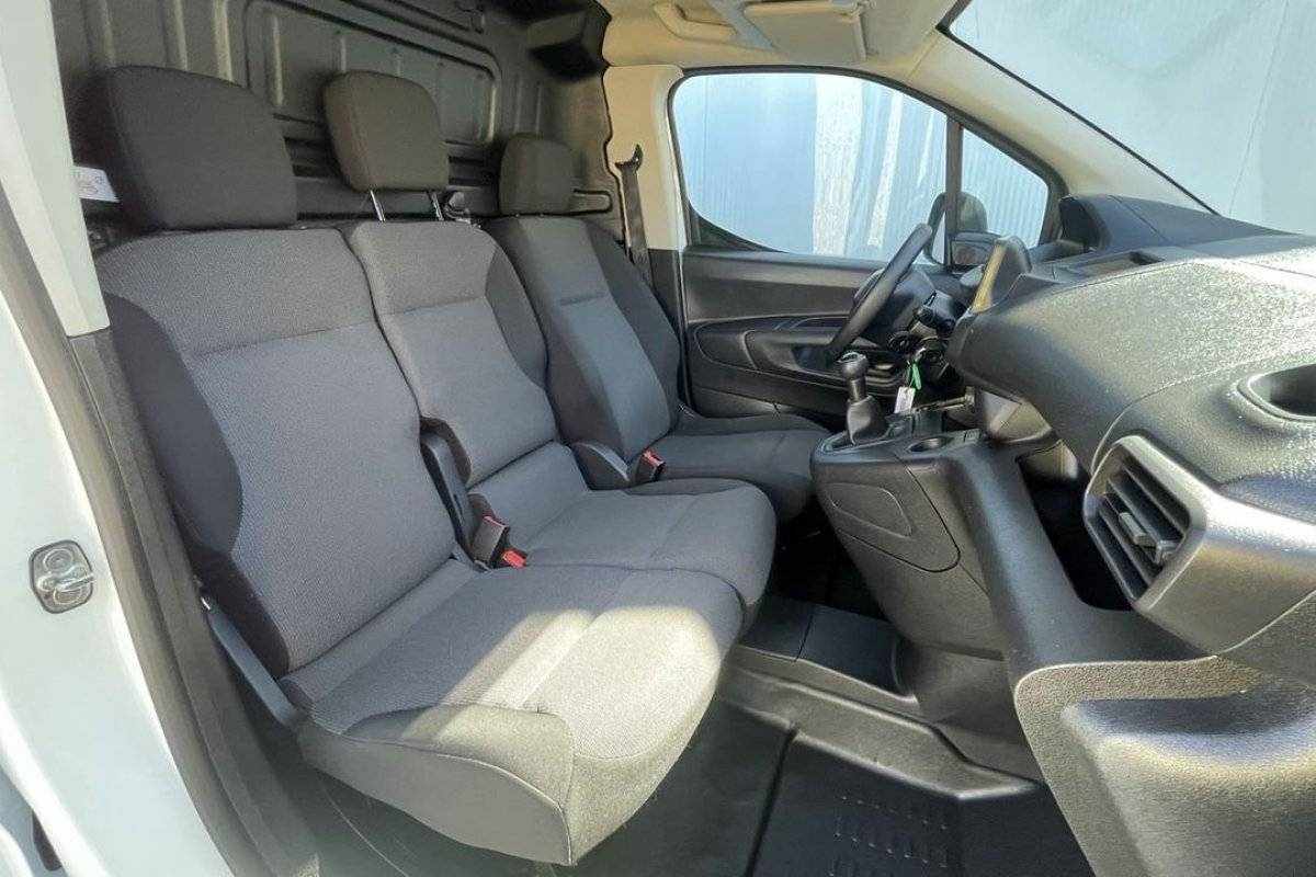 peugeot-partner-2020-diesel-1499cc