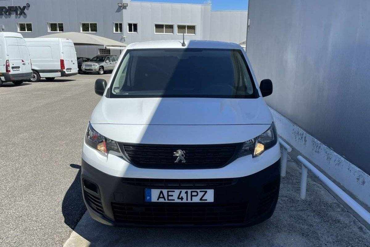 peugeot-partner-2020-diesel-1499cc