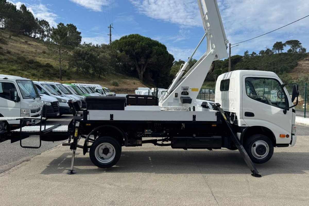 toyota-dyna-2008-diesel-2982cc