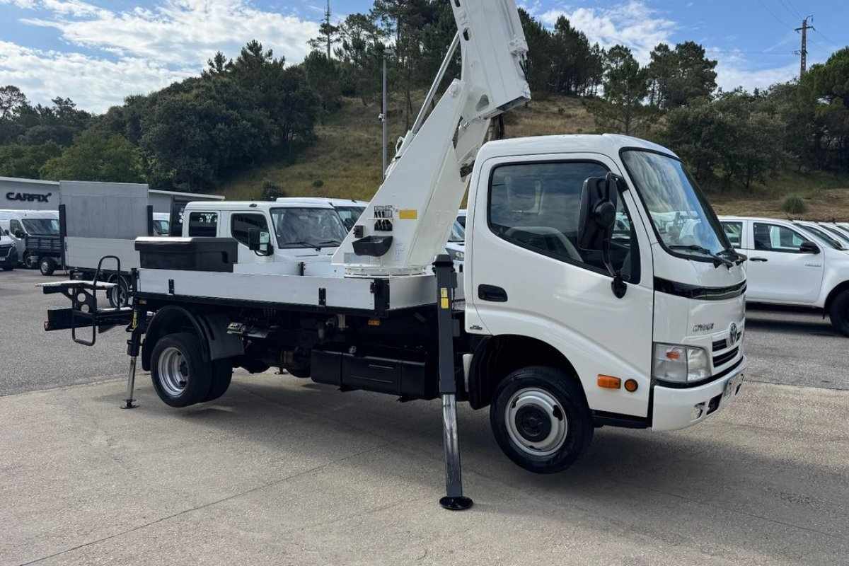 toyota-dyna-2008-diesel-2982cc