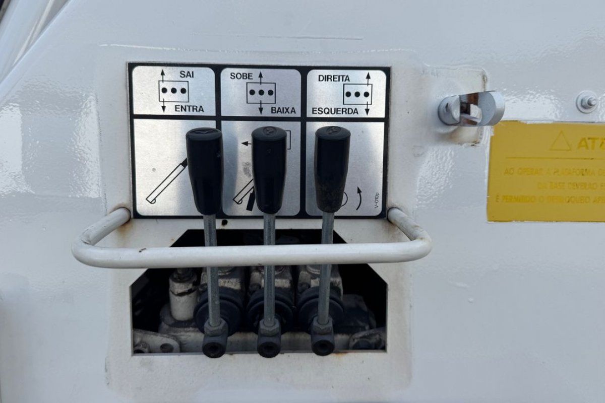 toyota-dyna-2008-diesel-2982cc
