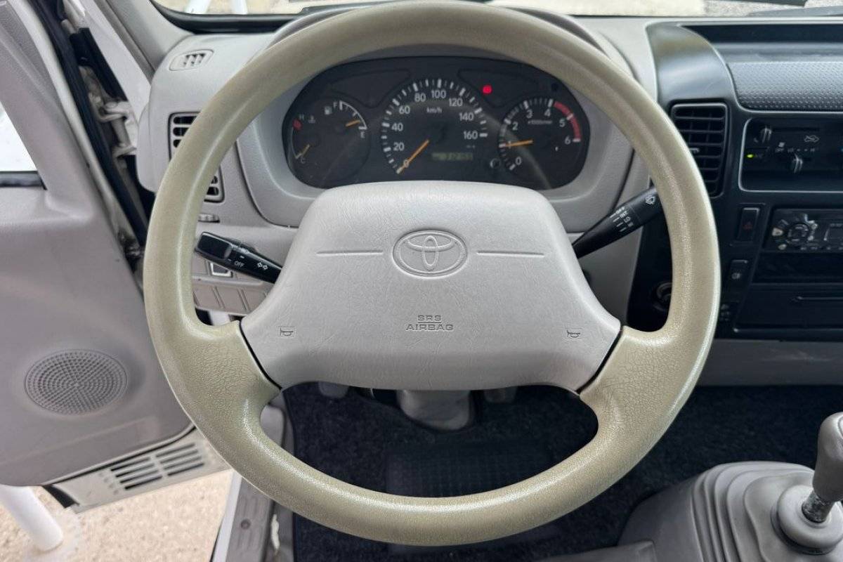 toyota-dyna-2008-diesel-2982cc