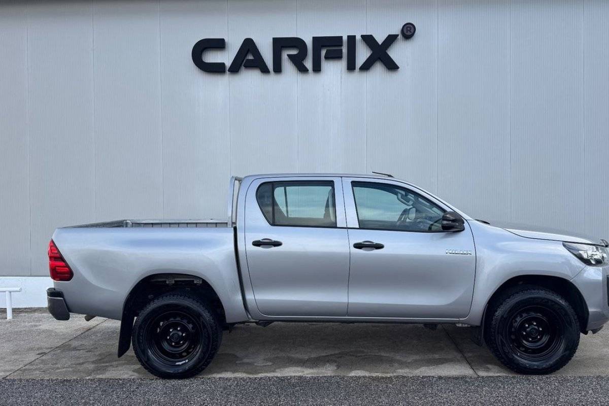 toyota-hilux-2021-diesel-2393cc