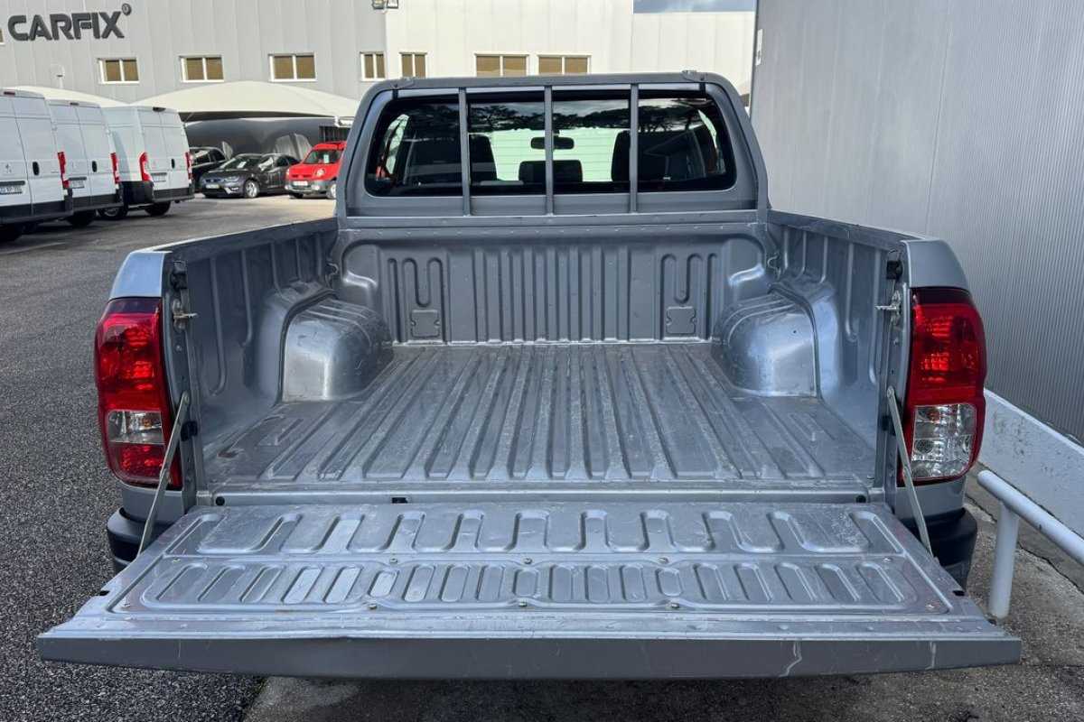 toyota-hilux-2021-diesel-2393cc