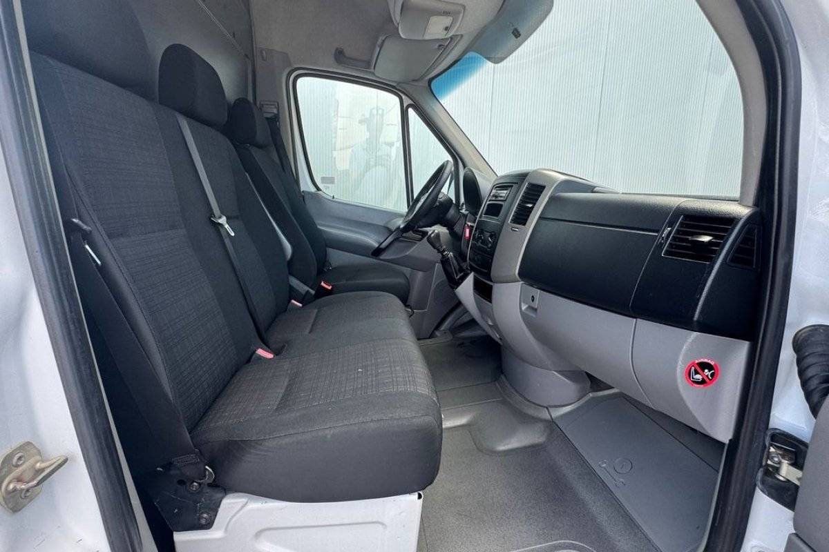 mercedes-benz-sprinter-2014-diesel-2143cc