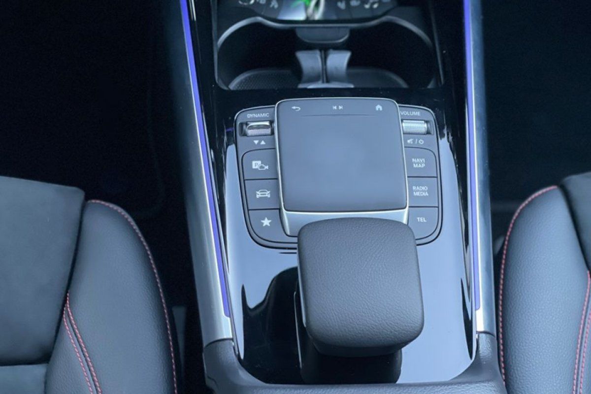 mercedes-benz-eqa-2021-eletrico-0cc