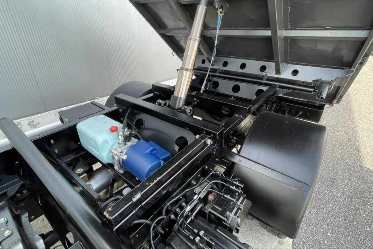 nissan-cabstar-2018-diesel-2953cc