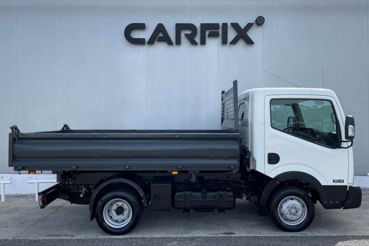 nissan-cabstar-2018-diesel-2953cc