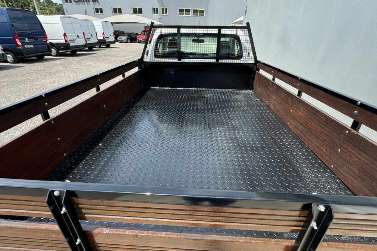toyota-hilux-2018-diesel-2393cc