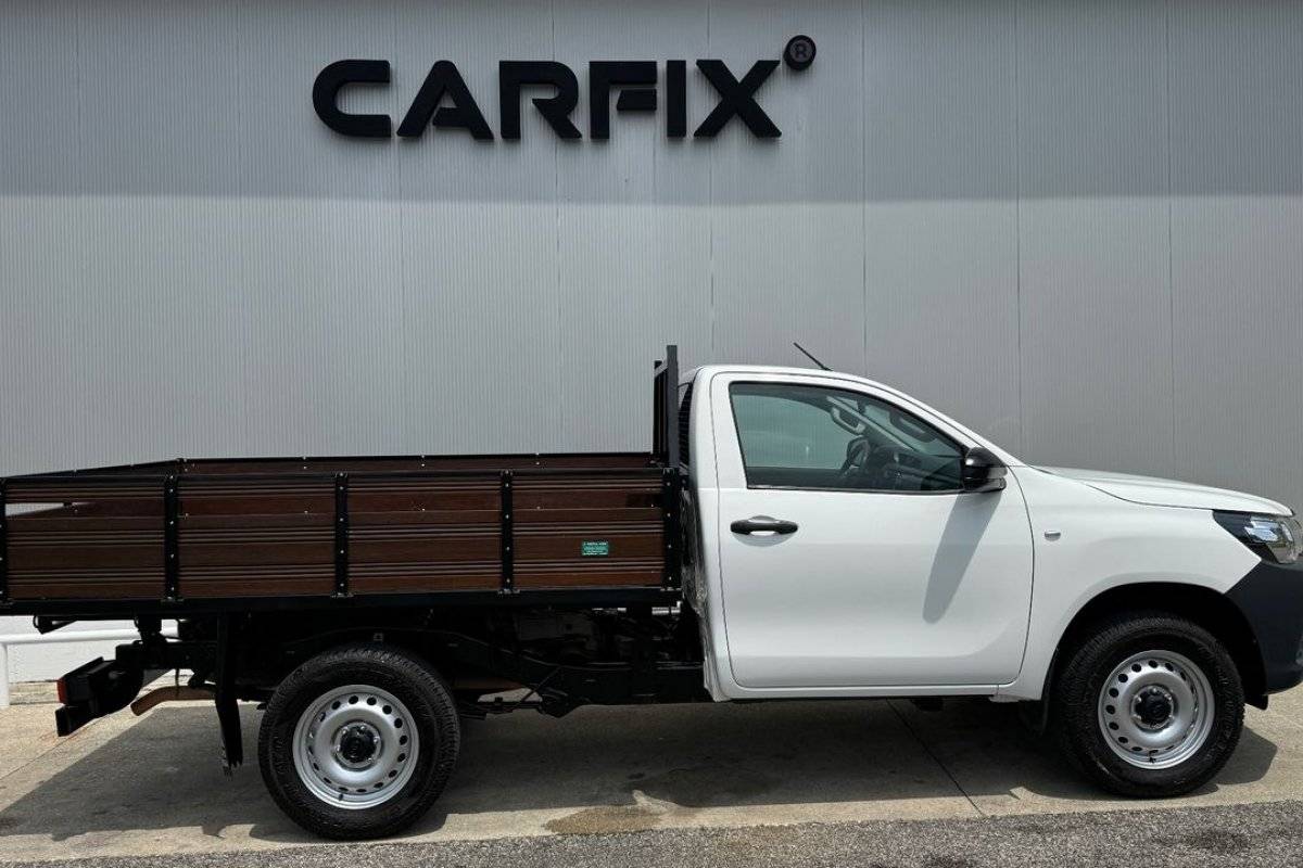 toyota-hilux-2018-diesel-2393cc