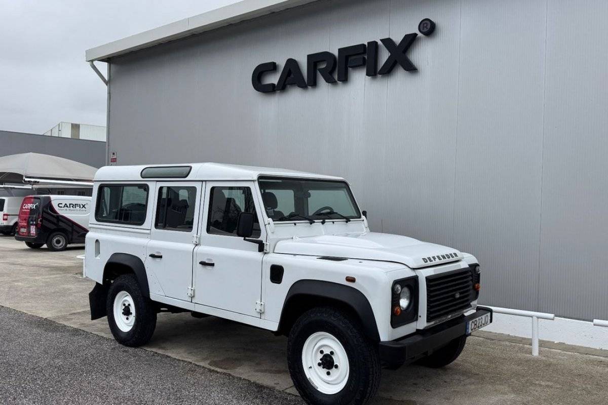 land-rover-defender-2015-diesel-2198cc