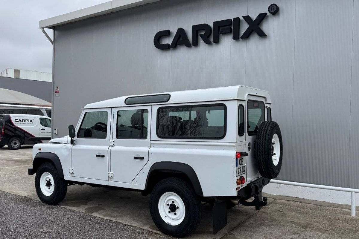 land-rover-defender-2015-diesel-2198cc