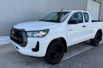 toyota-hilux-2023-diesel-2393cc