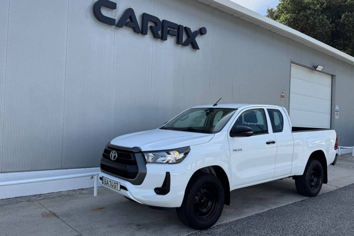 toyota-hilux-2023-diesel-2393cc
