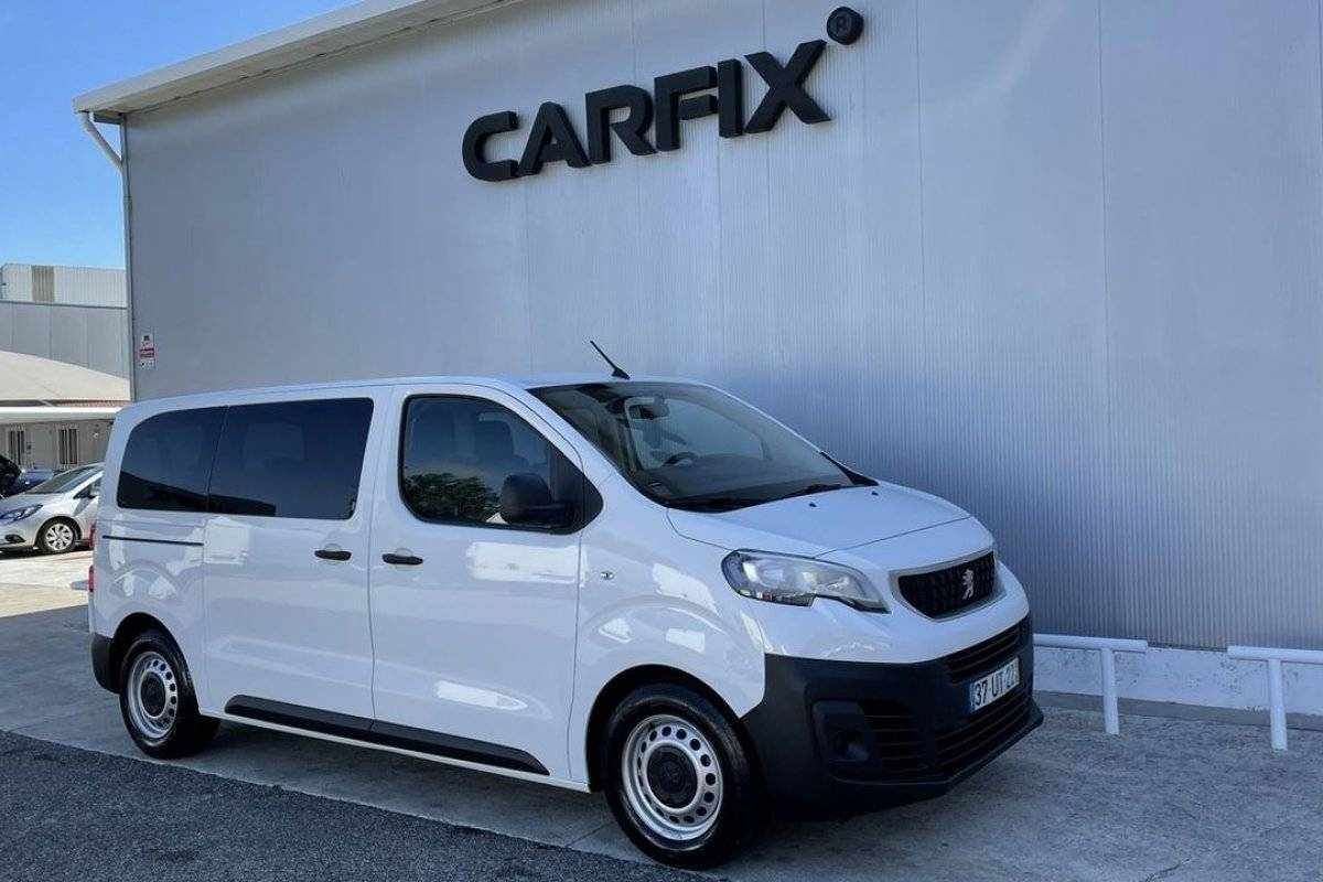 peugeot-traveller-2018-diesel-1560cc